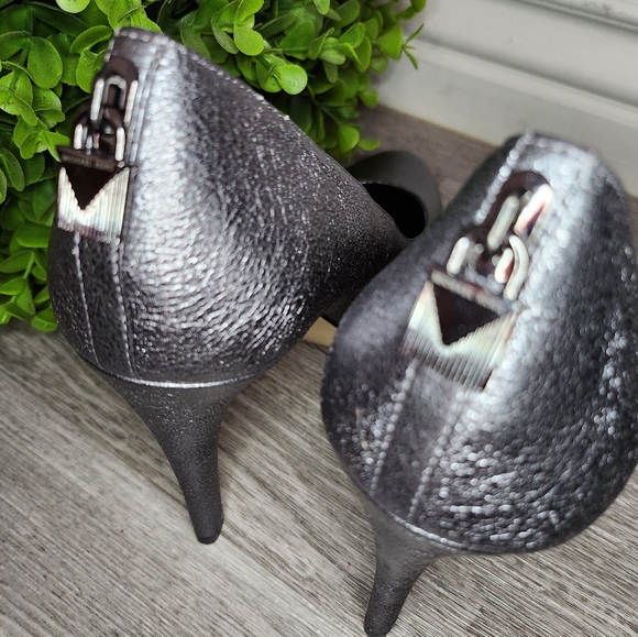 Michael Kors heel - Picture 2 of 5